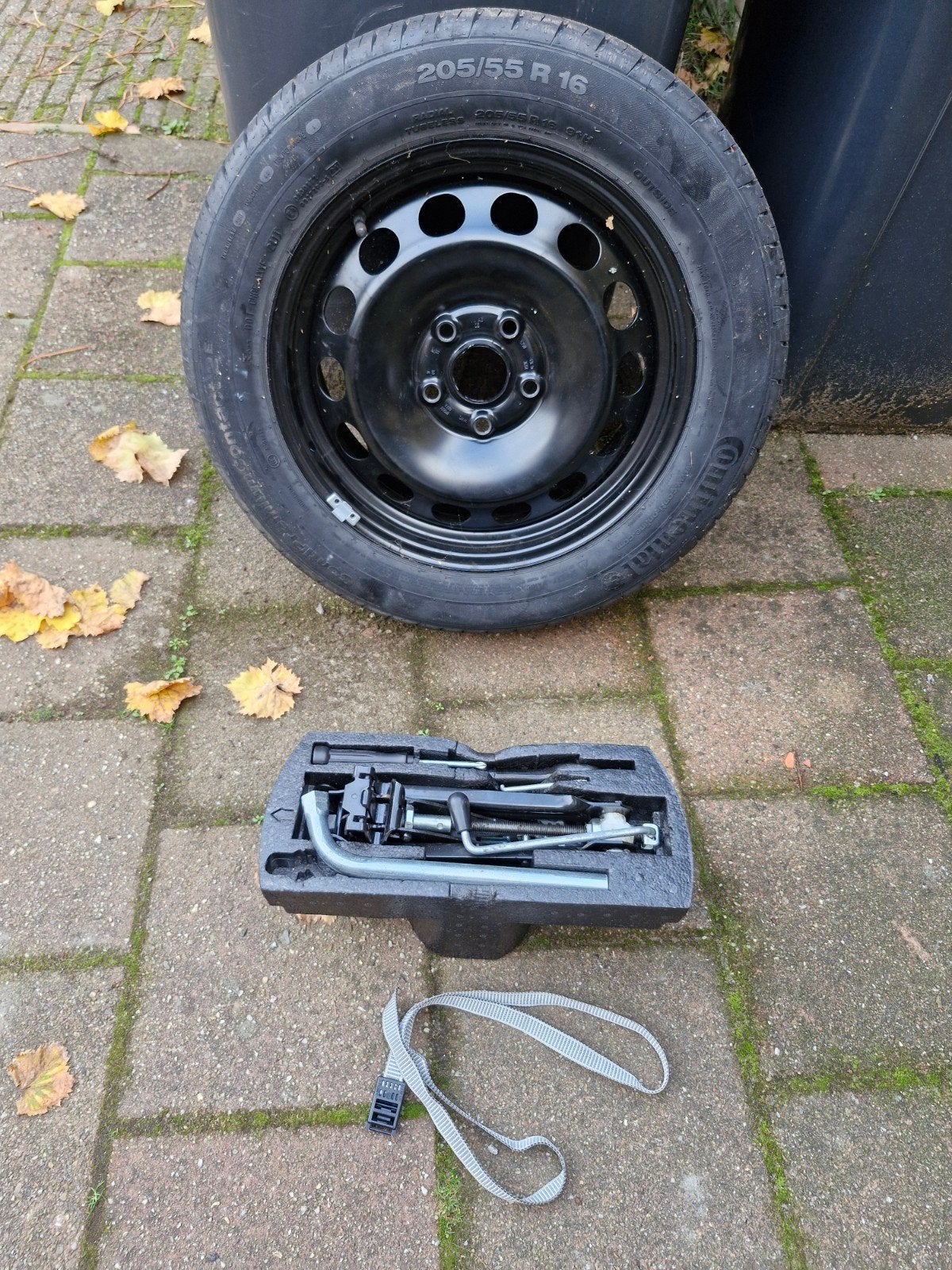 resevewiel met krik golf, Ophalen of Verzenden
