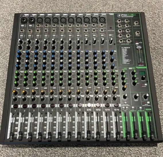 Mackie ProFX16 zgan 2x gebruikt., Ophalen of Verzenden, Zo goed als nieuw, Drums of Percussie