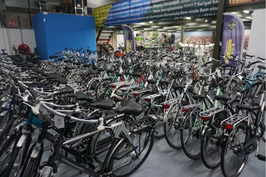 A- merk Tweedehands fietsen - Afhalen of bezorging mogelijk, Niet ingevuld, (Extra) lage instap, Pon, Ophalen of Verzenden