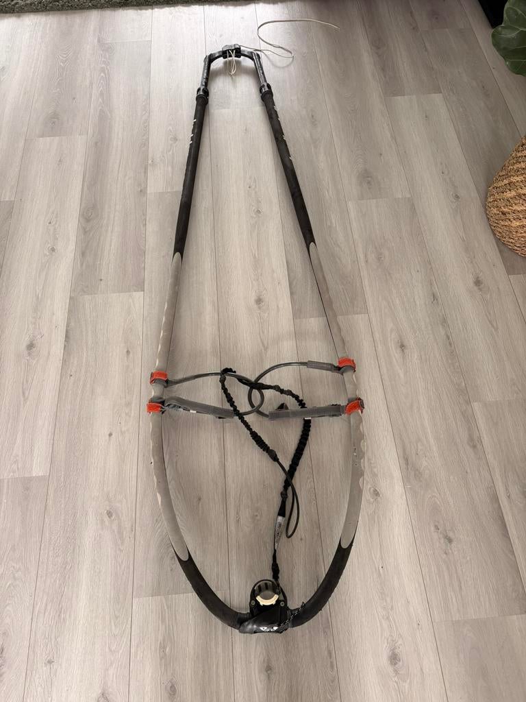 BIEDEN KA sails / Unifber full carbon boom 200-250 BIEDEN, Watersport en Boten, Ophalen, Zo goed als nieuw, Giek, Minder dan 5 m²