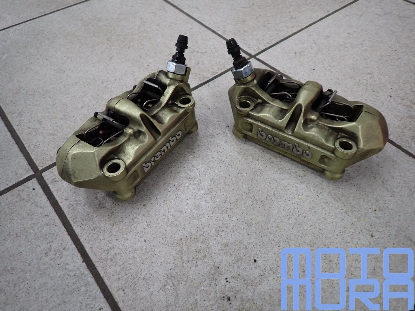 Voor remklauwen BMW S1000RR 2009 - 2011 remklauw voor voorre, Gebruikt, -, -, Ophalen of Verzenden