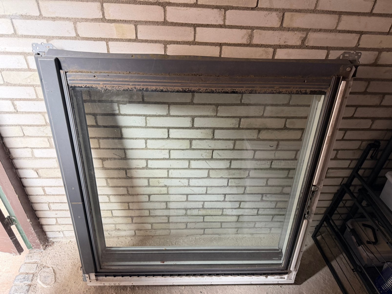 Velux GGU S06 114 x 118cm dakraam kunstof wit met rolgordijn, Ophalen, Zo goed als nieuw, Dakraam, Minder dan 80 cm
