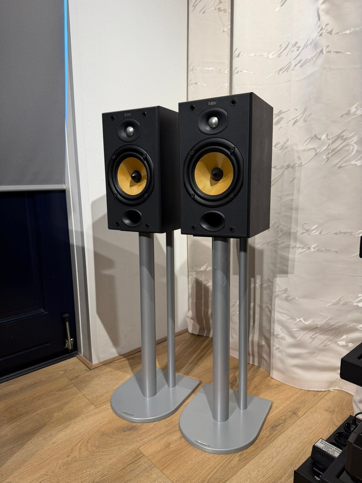 B&W DM601 S2 Black Ash Luidsprekers 2/2, Stereo speakers, Basreflex, Ophalen of Verzenden, Zo goed als nieuw