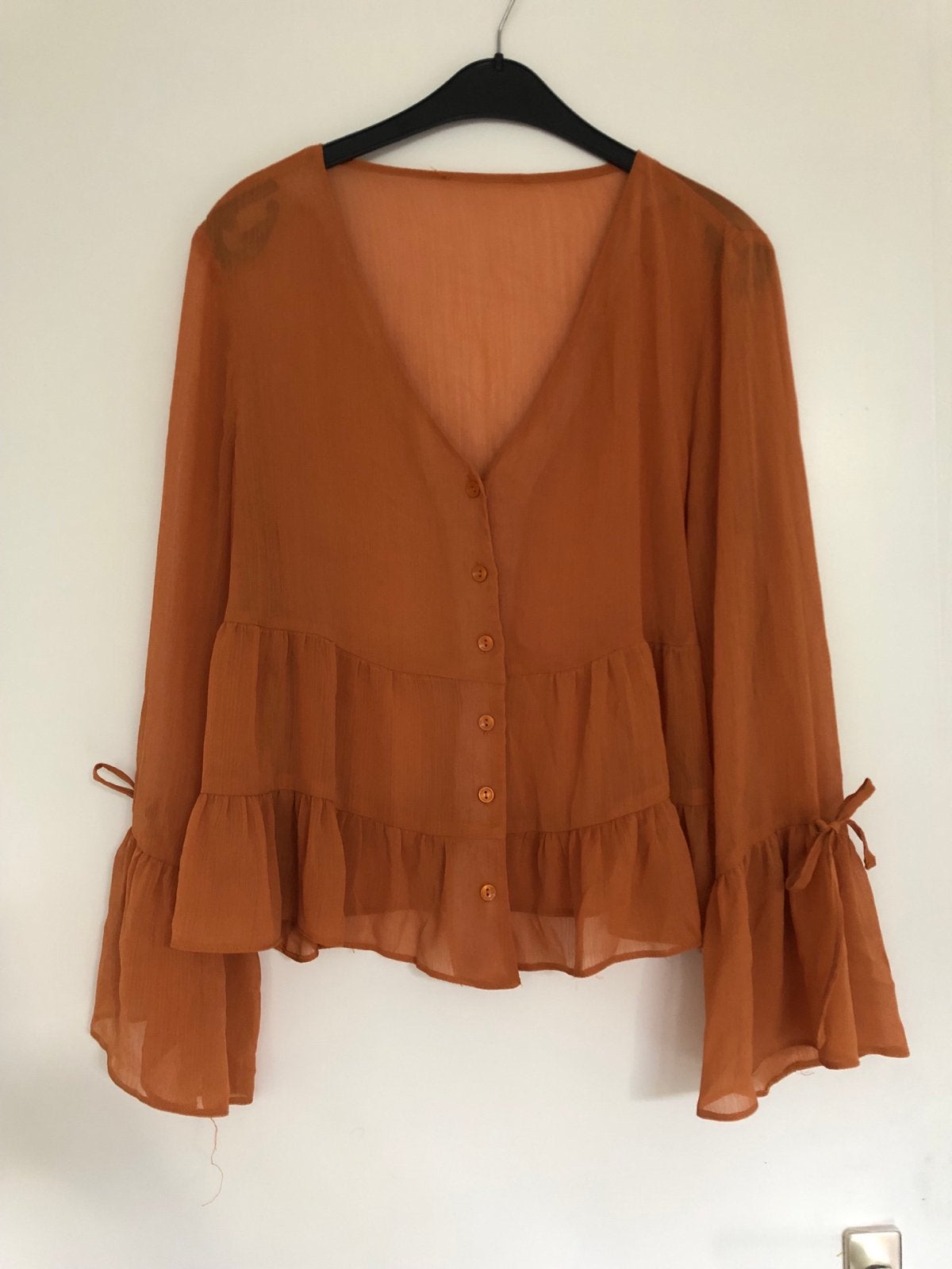 Primark Oranje Blouse met Ruches en Strikjes, Ophalen of Verzenden, Zo goed als nieuw, Maat 42/44 (L), Oranje