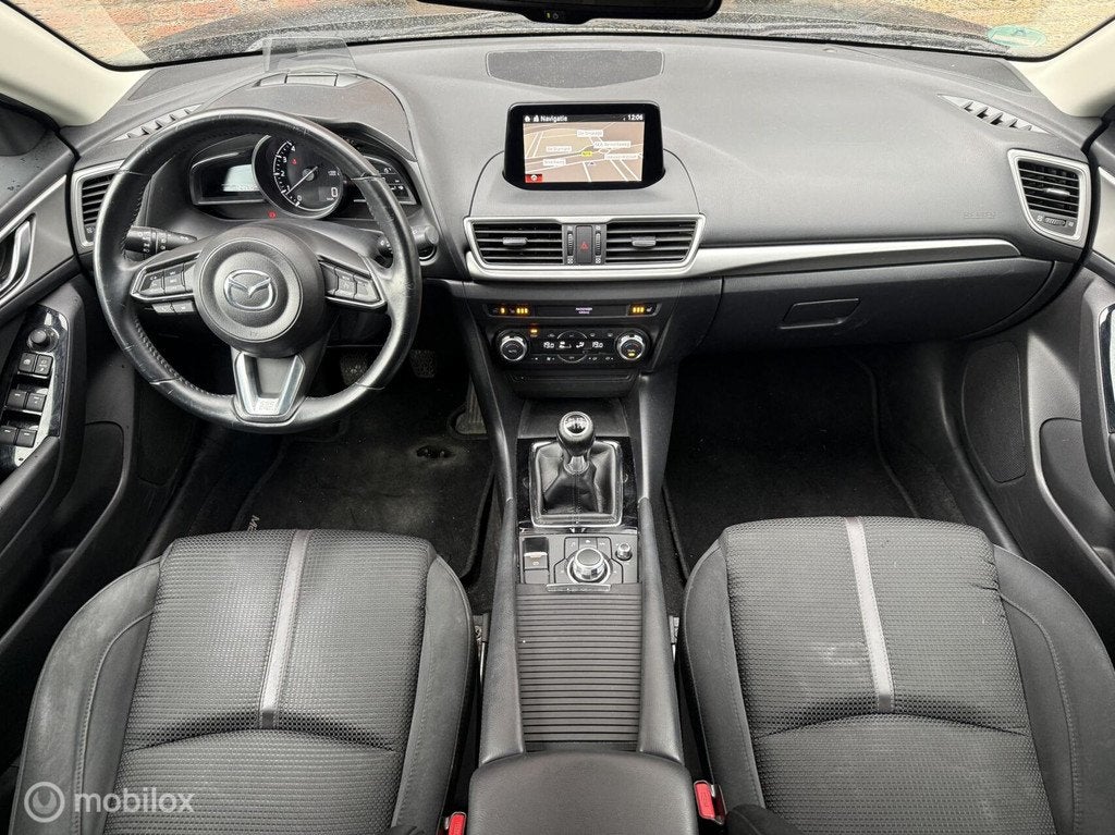Mazda 3 2.0 SkyActiv-G 120 GT-M Line HUD Navi Camera Stoelv, Voorwielaandrijving, 1998 cc, Stof, Zwart