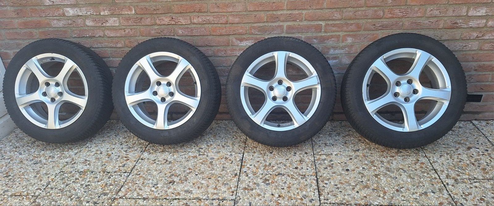 Winterbanden met velgen Kleber Krisalp HP3  205-55-16  5x100, Ophalen, Gebruikt, 16 inch, Banden en Velgen