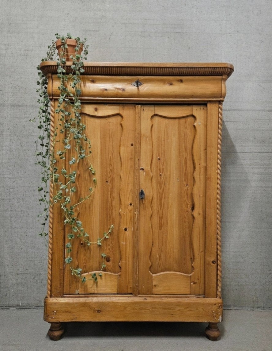 Antieke brocante grenen Biedermeier meidenkast vintage kast, Ophalen of Verzenden