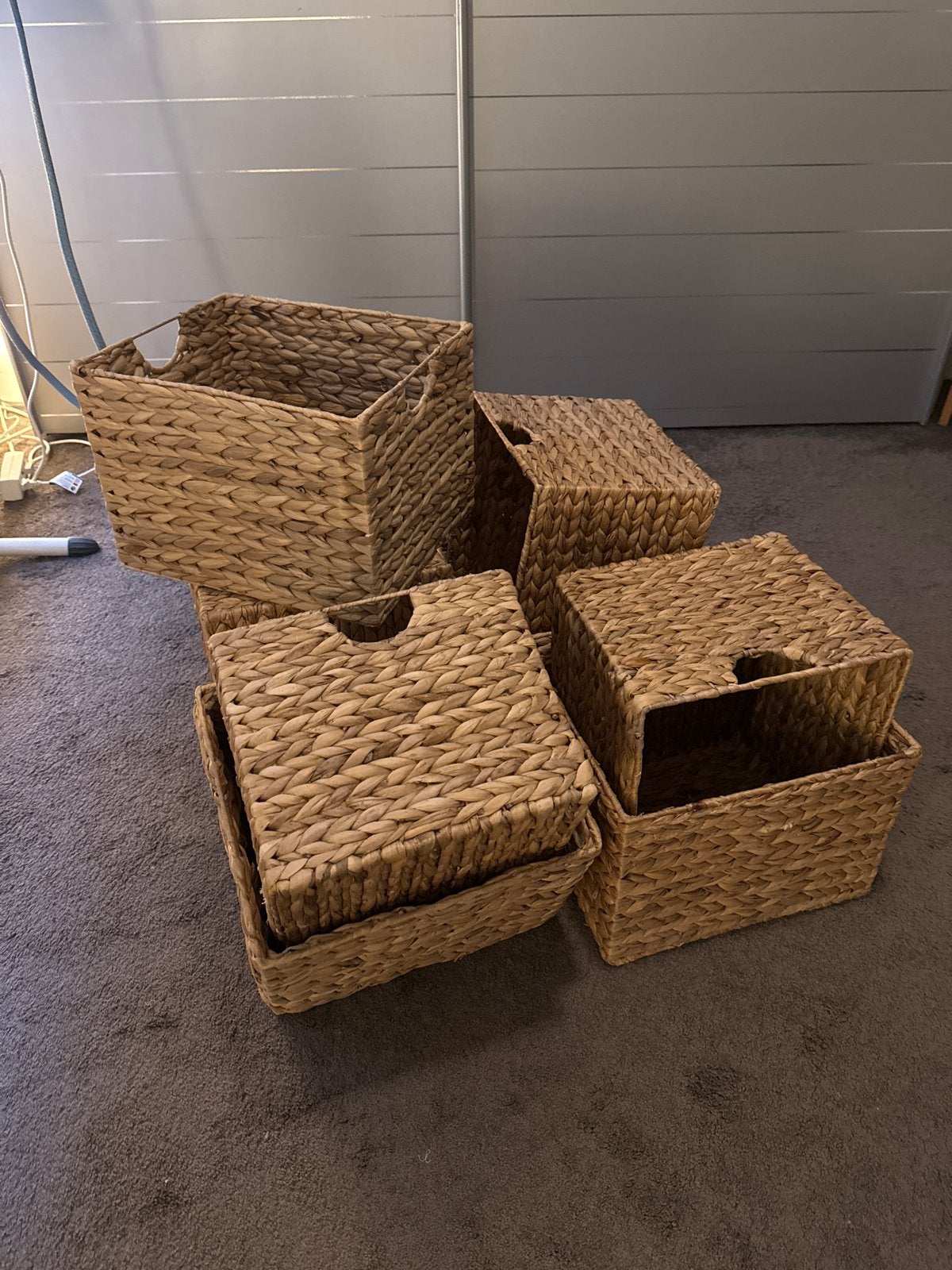 Set van 8 JYSK opbergmanden van riet, Huis en Inrichting, Ophalen, Gevlochten, Mand, Zo goed als nieuw