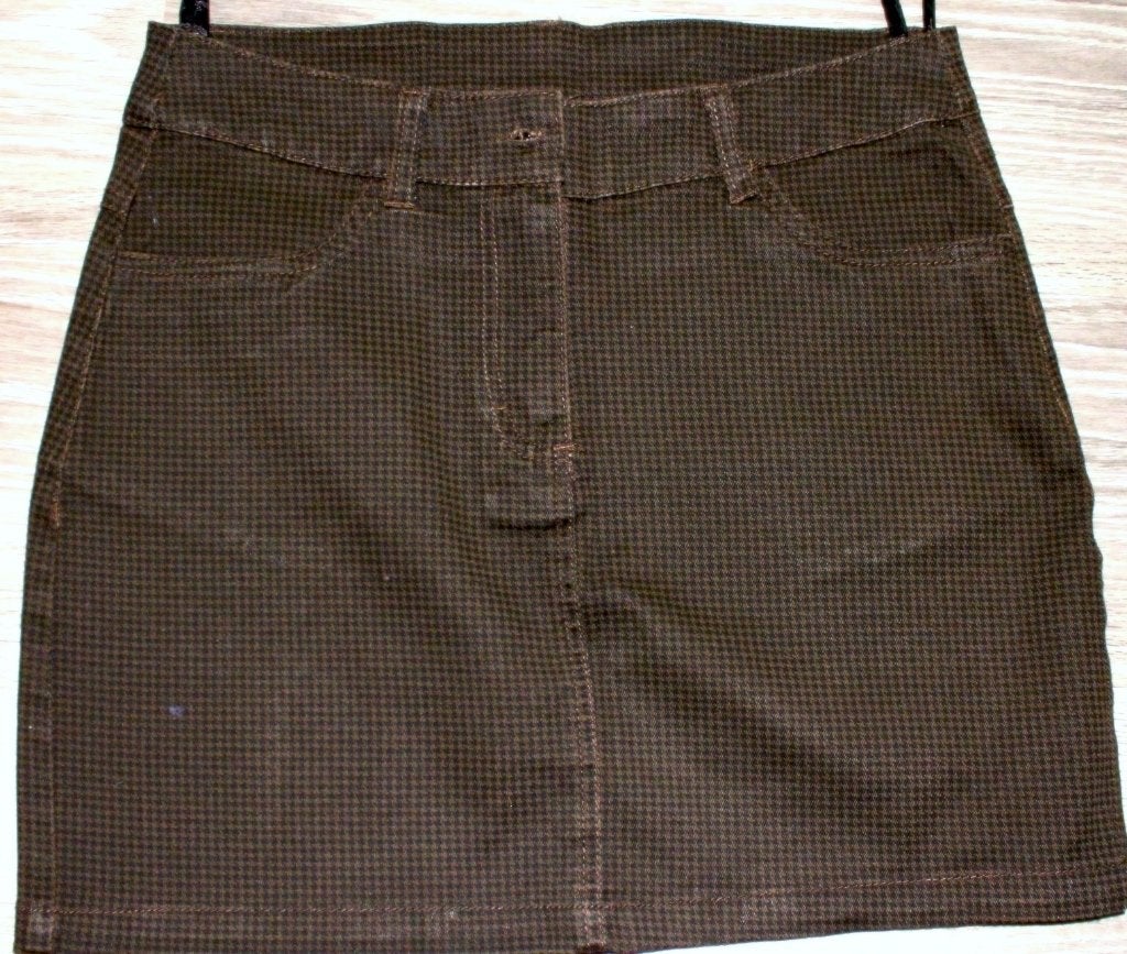Nieuw bruin-zwart geruit rokje., Maat 38/40 (M), Bruin, Nieuw, Ophalen of Verzenden