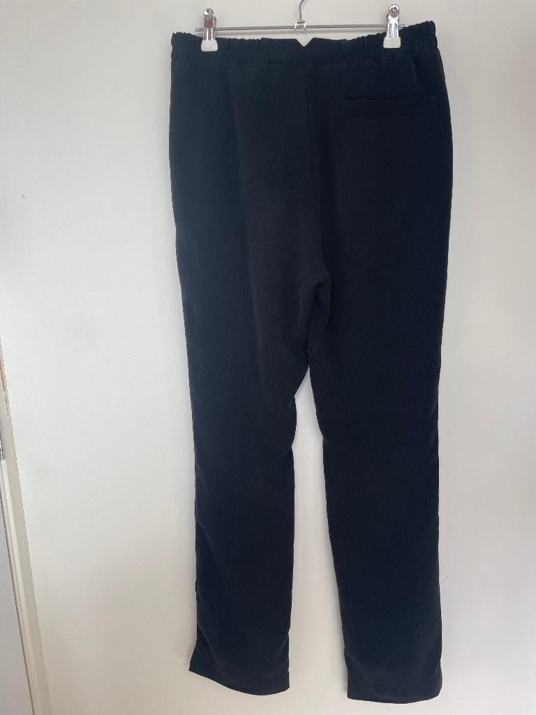 Humanoid pantalon pull on broek zwart maat M geplooid, Maat 38/40 (M), Customercare@humanoid.nl, HUMANOID Collective B.V., Humanoid