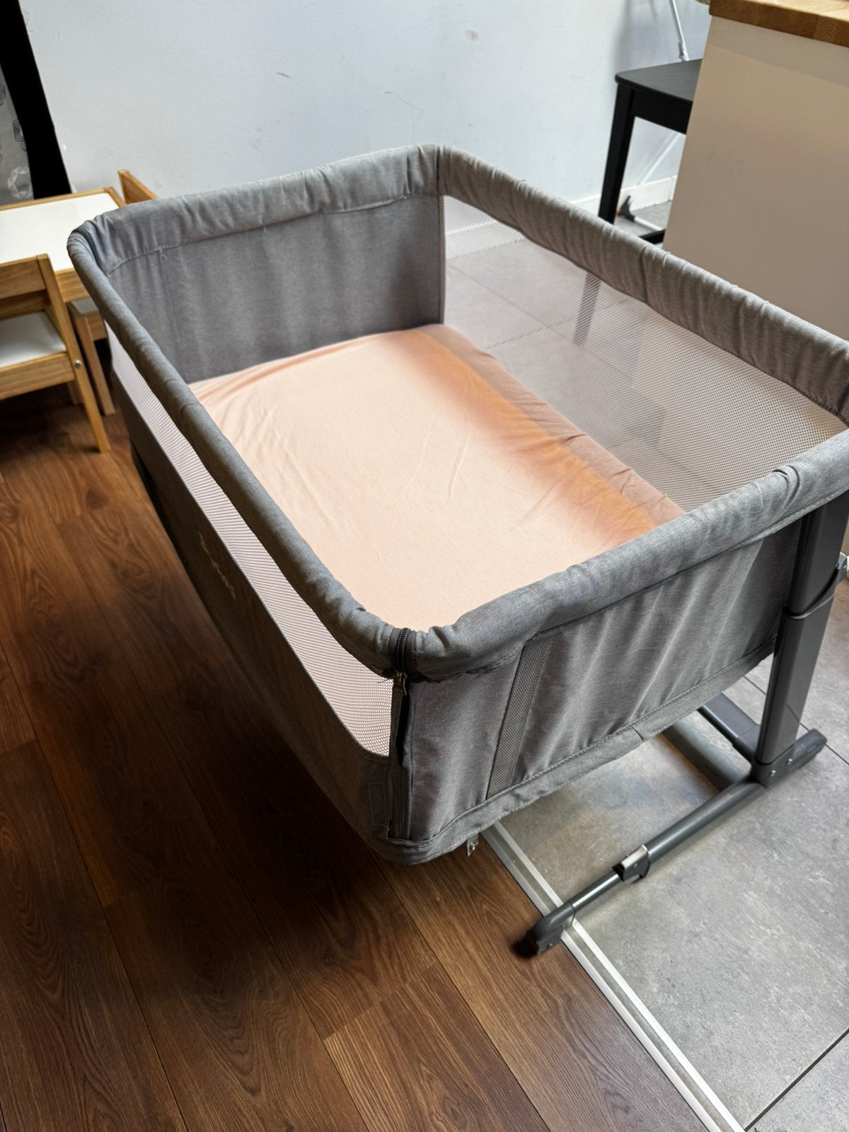 Foto 4 van Baninni Co-Sleeper Elia (BNBT022) – free to collect