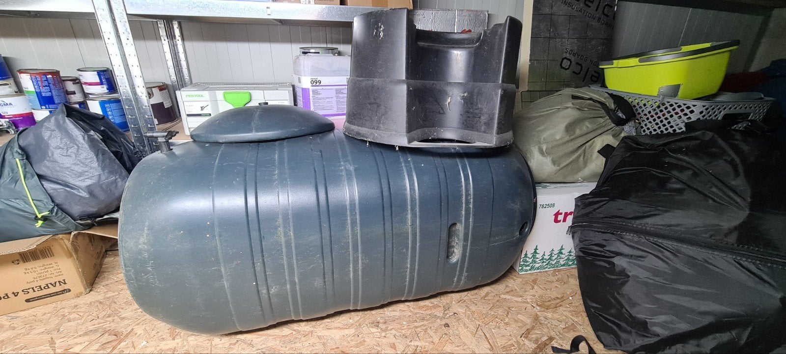 Regenton 250L, Tuin en Terras, Ophalen, Kunststof, Gebruikt, Met kraantje