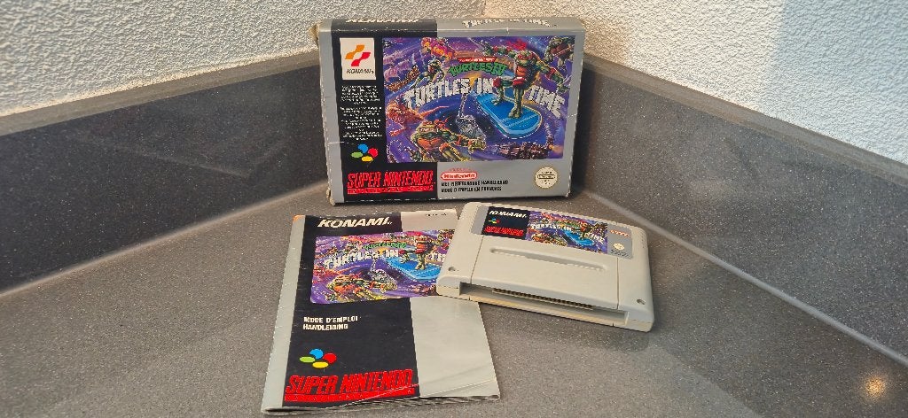 Nintendo SNES Turtles in Time + doos/handleiding, Avontuur en Actie, Gebruikt, 2 spelers, Ophalen of Verzenden