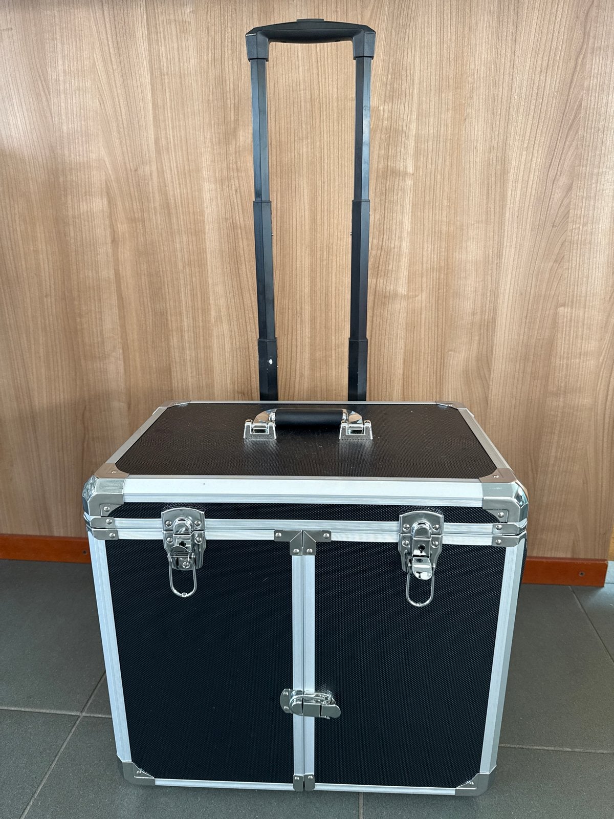Pedicure Koffer met Ruimte voor Motor - Zwart Hardcase, Ophalen, Gebruikt, Zwart, Hardcase