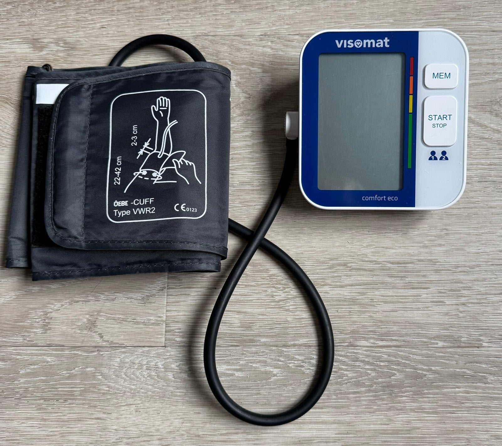 Bloeddrukmeter incl batterijen., Ophalen of Verzenden, Zo goed als nieuw