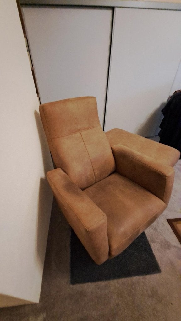 verstelbare stoel in suede camel, Ophalen, Gebruikt