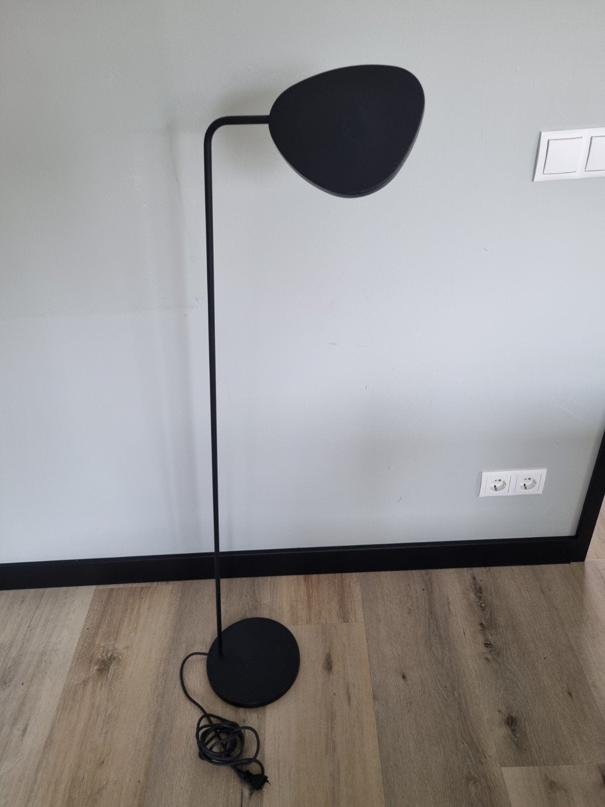 Muuto leaf vloerlamp model:13432, Ophalen of Verzenden, 150 tot 200 cm