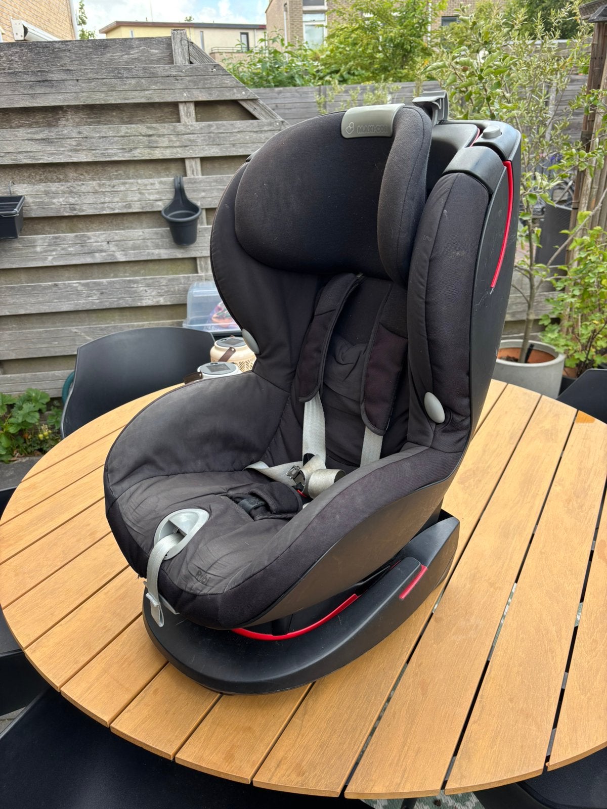 Auto stoel maxi cosi geen isofix, Kinderen en Baby's, Autostoeltjes, Ophalen, Autogordel, 9 t/m 18 kg, Zo goed als nieuw