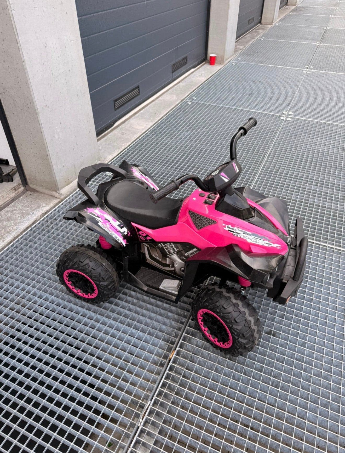 FINOOS Python Kinder Quad - 12V - Roze, Kinderen en Baby's, Ophalen, Zo goed als nieuw, Overige merken