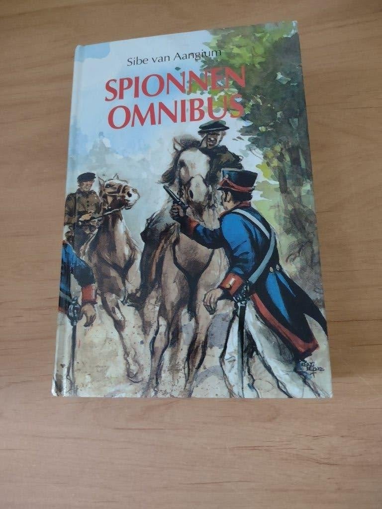 Spionnen omnibus- Sibe van Aangium, Boeken, Ophalen of Verzenden, Gelezen