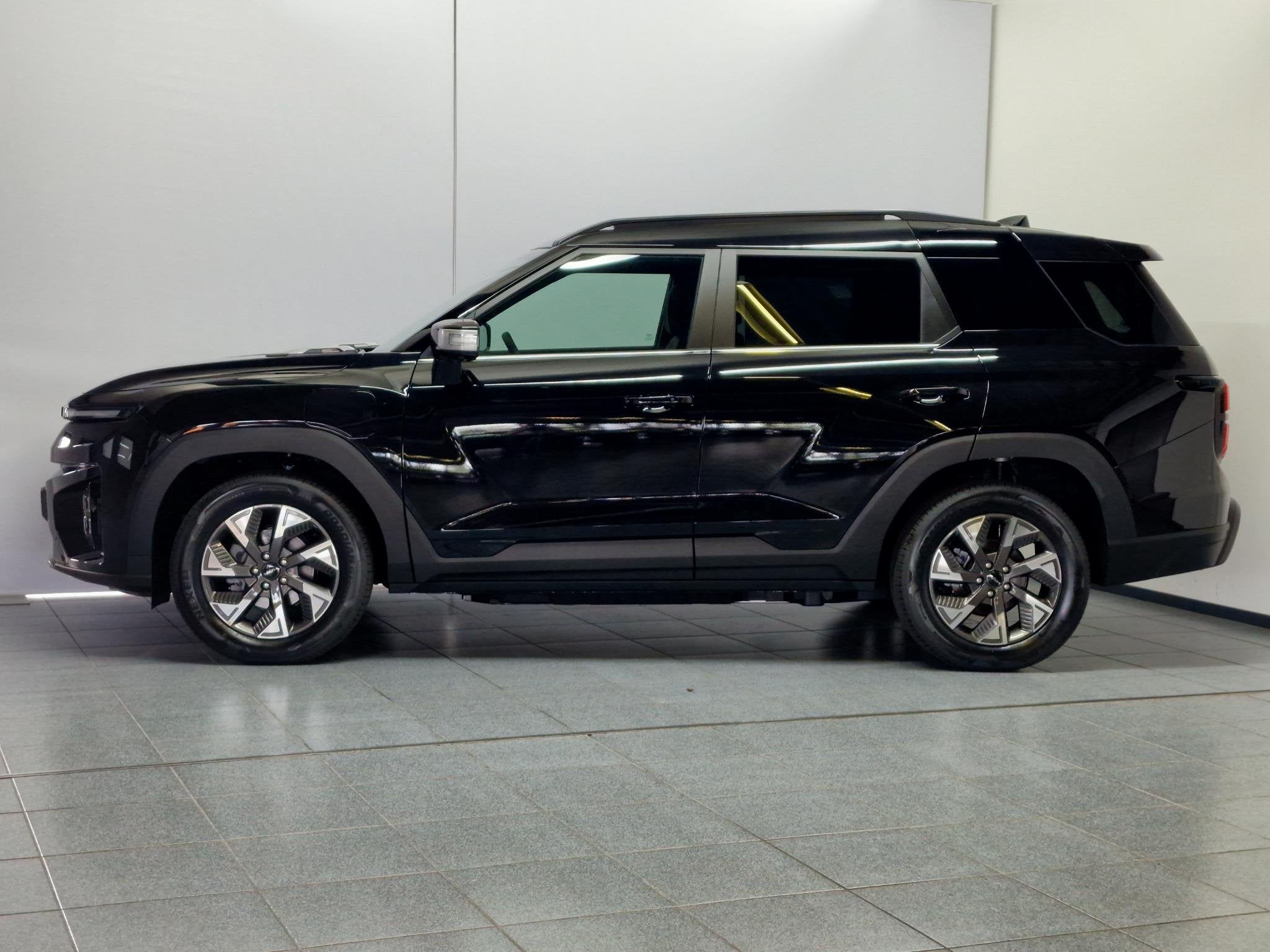KGM Torres EVX Business Edition 80.6 kWh Lederen bekleding m, Auto's, Overige Auto's, Zwart, 620 min, Zwart, Nieuw