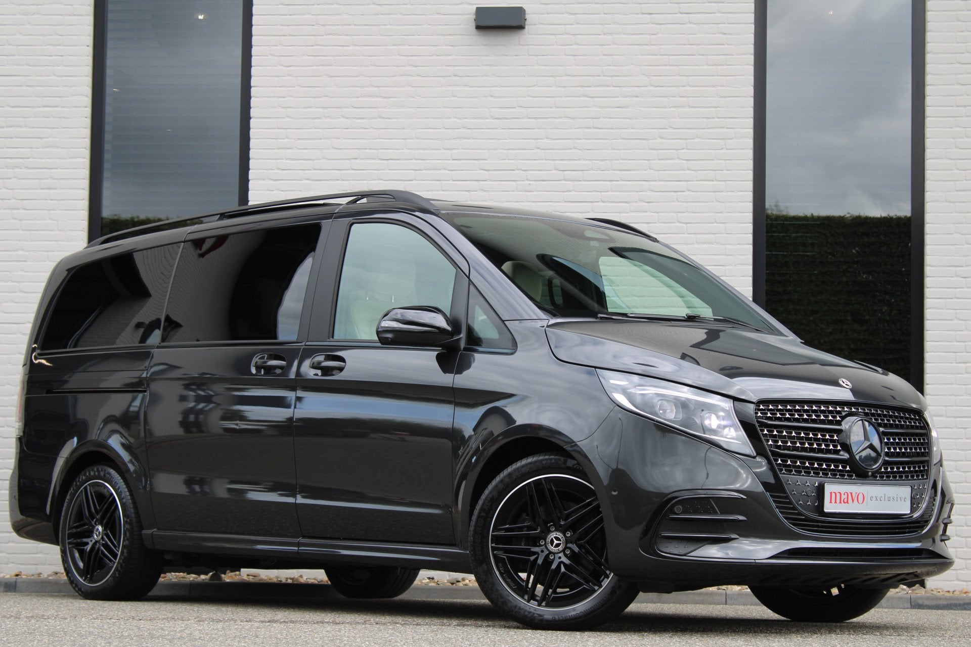 Mercedes-Benz V-Klasse 300d / AMG / DC / Exclusive / 4-Matic, Automaat, Gebruikt, 4 cilinders, Met garantie (alle)