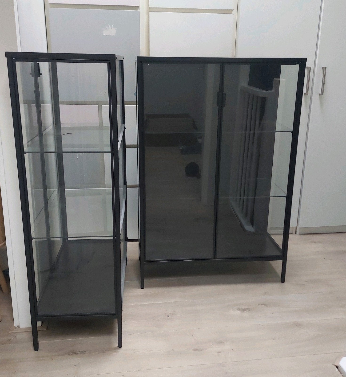 IKEA Rudsta Vitrinekast Antraciet 80x37x120 (2 stuks), Huis en Inrichting, Ophalen, Met deur(en), 100 tot 150 cm, 50 tot 100 cm