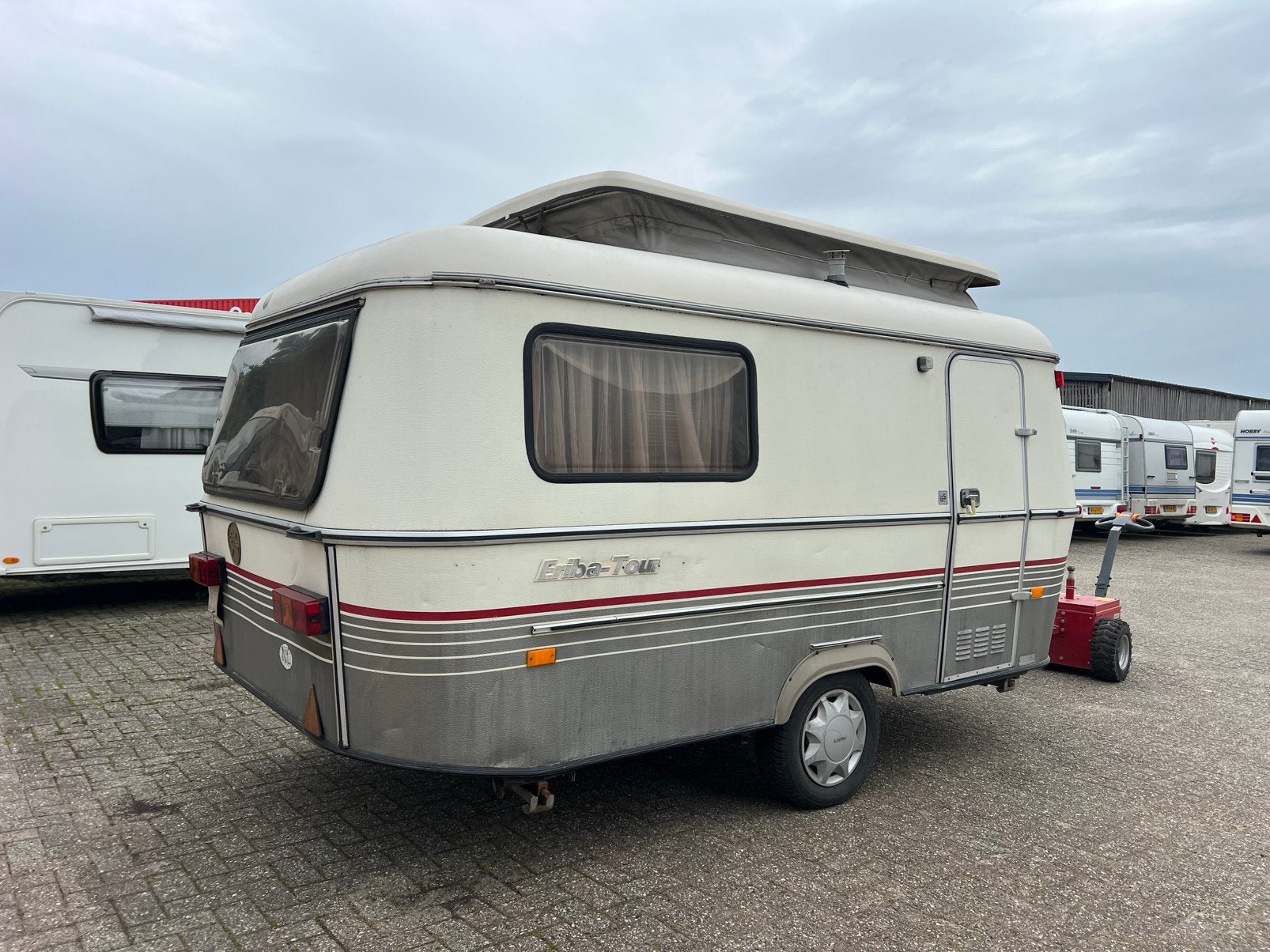 Eriba triton caravan met tent, Rondzit, Bedrijf, Beyerland, Tot en met 4