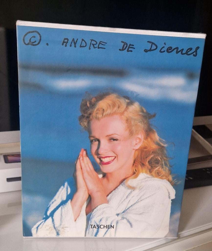 Marilyn Monroe uniek dubbelboek Andre de Dienes, Boeken, Film, Tv en Media, Ophalen of Verzenden, Zo goed als nieuw, Andre de Dienes