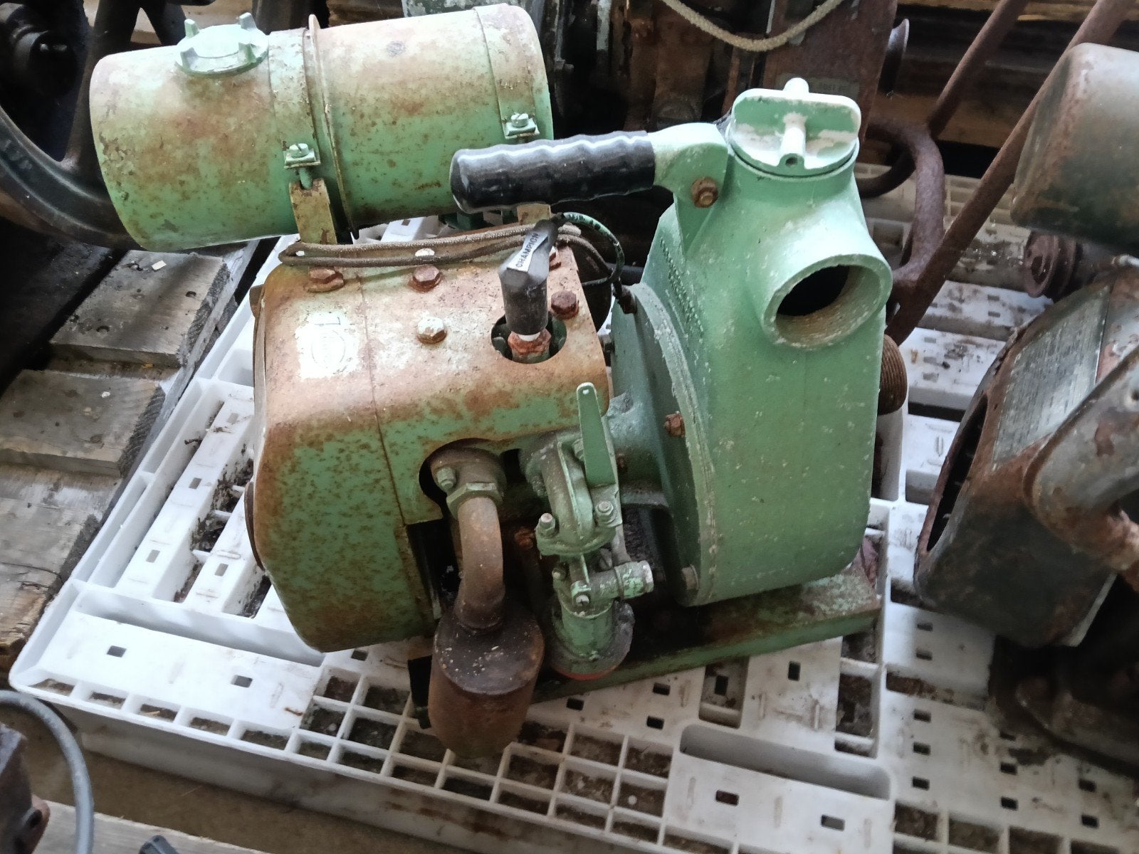 villiers waterpomp, Ophalen, Zo goed als nieuw, Benzinemotor