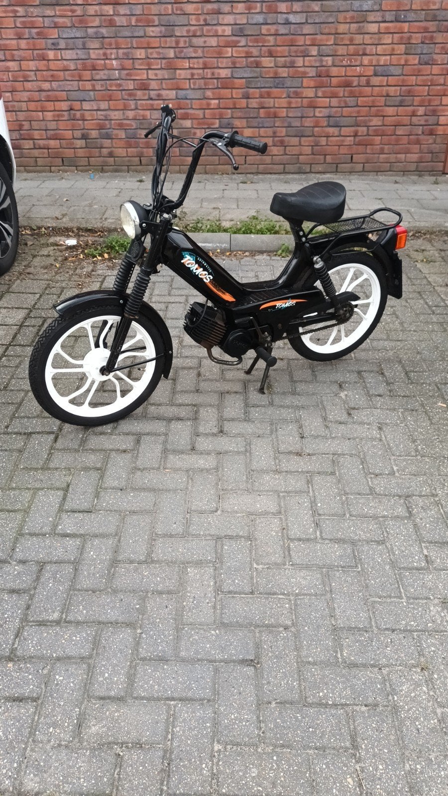 Tomos snorfiets 25km - Zwart met witte velgen, Ophalen, Gebruikt, Maximaal 25 km/u, Standard