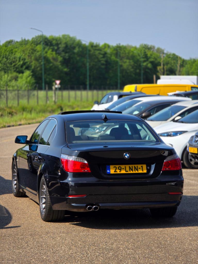BMW 5-Serie 3.0 I 525 AUT 2009 Zwart, Achterwielaandrijving, Zwart, 2000 kg, 1505 kg
