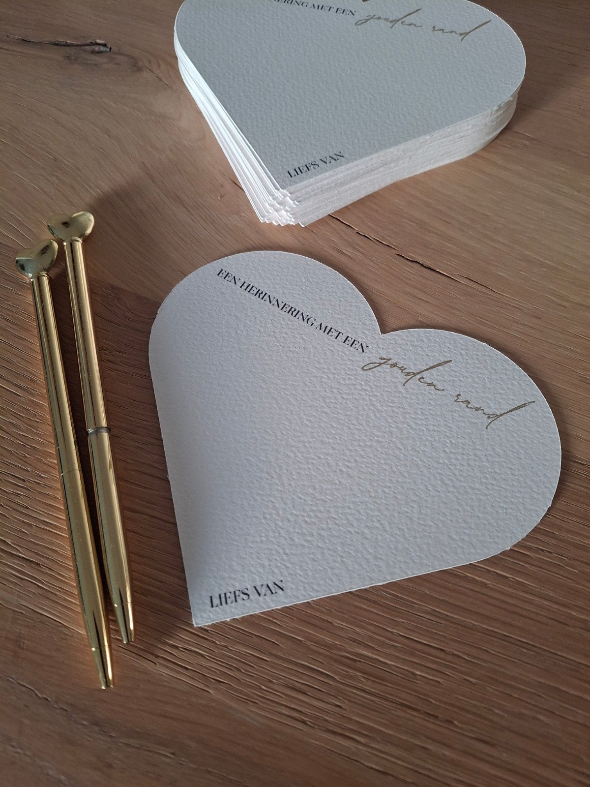 55x gastenboekkaarten voor bruiloft + 2 gouden hartjespennen, Goud, Nieuw, Ophalen of Verzenden, Papier of Karton