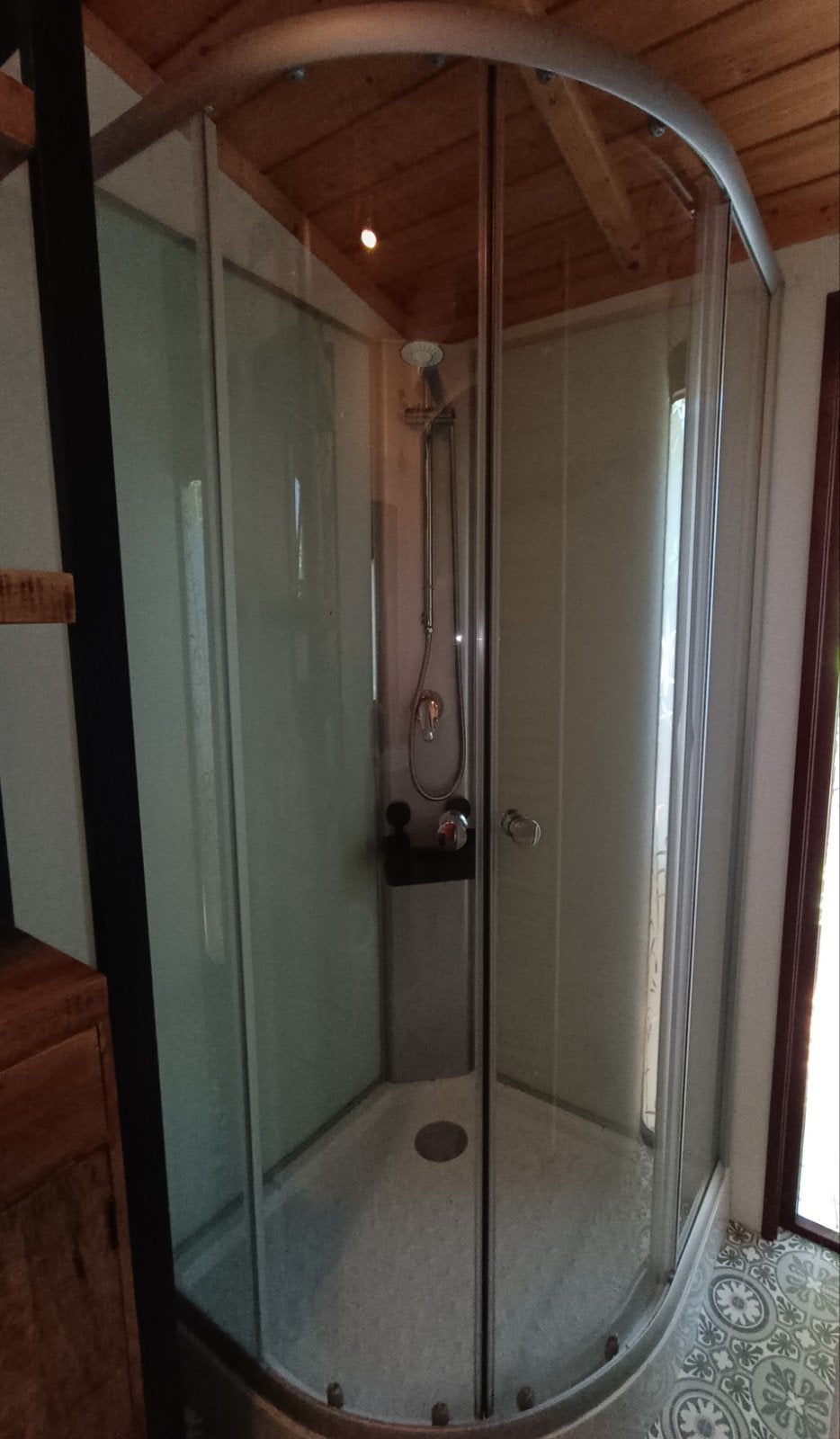 Douchecabine 90 x 90 met ronde hoek incl. doucheset, Ophalen, Zo goed als nieuw, Glas, Douche