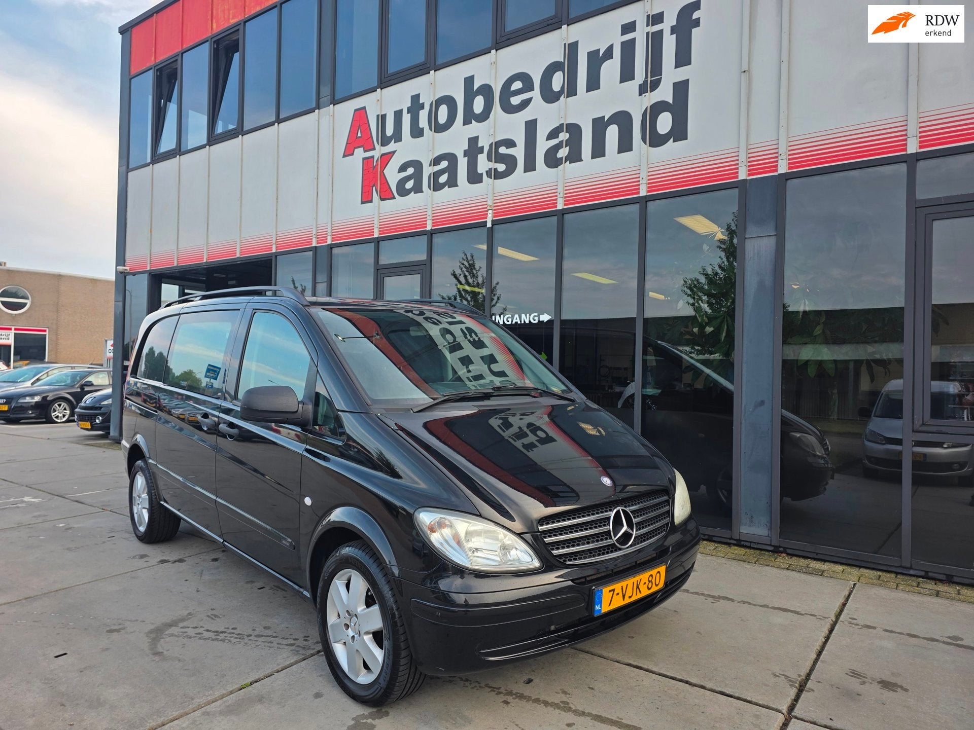 Mercedes-Benz Vito 120 CDI 320 V6 Lang DC luxe - Automaat -, Auto's, Automaat, Gebruikt, Zwart, Bedrijf