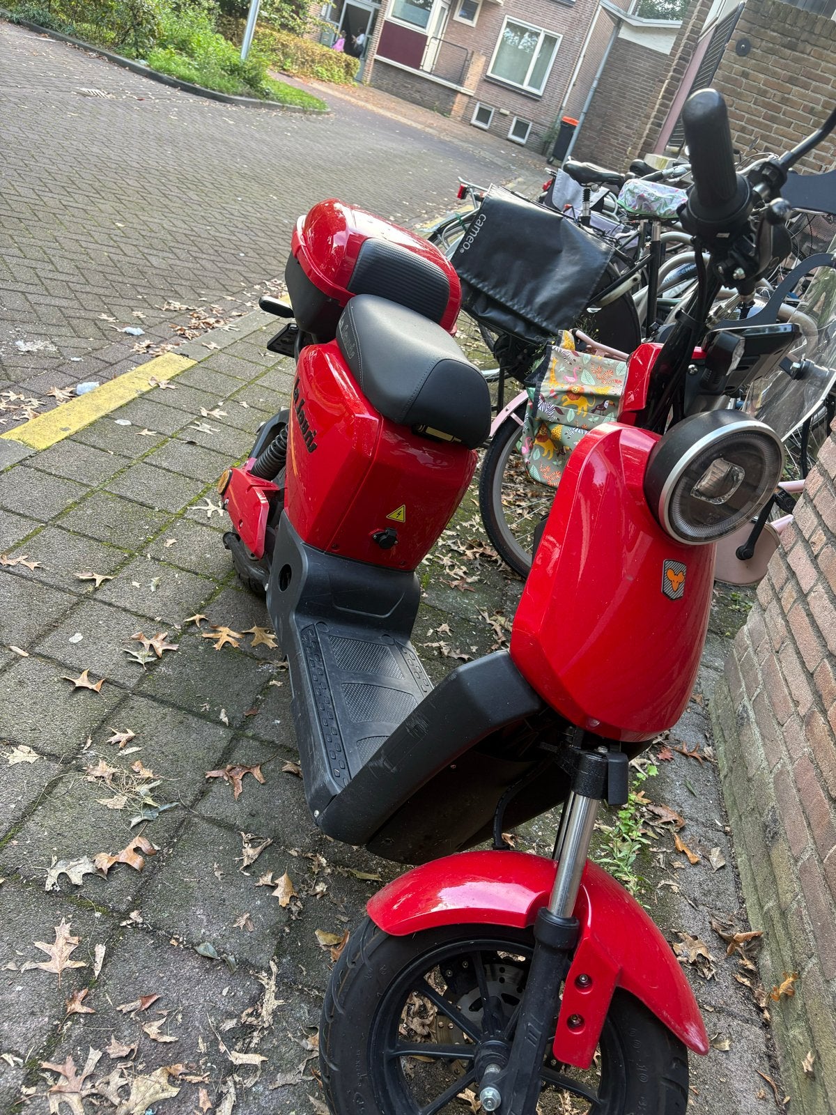 Rode elektrische scooter - Zo goed als nieuw, Ophalen of Verzenden, Zo goed als nieuw, Elektrisch, Overige merken