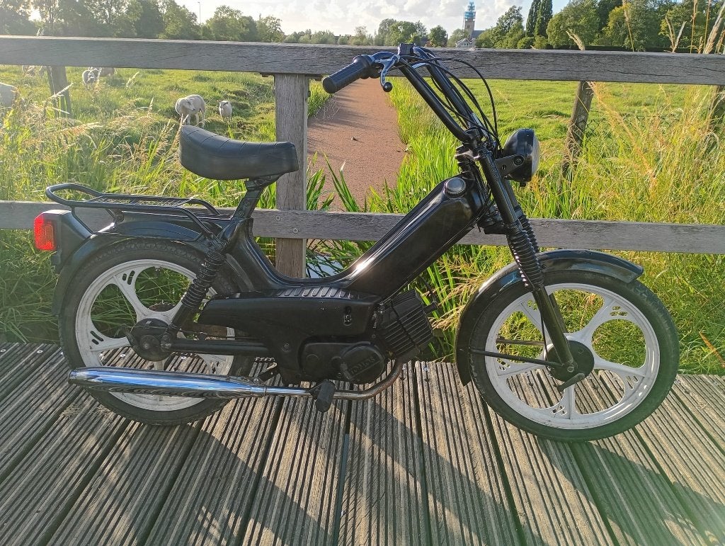 Tomos brommer, Fietsen en Brommers, Brommers | Tomos, Gebruikt, Standard, Maximaal 45 km/u, Ophalen