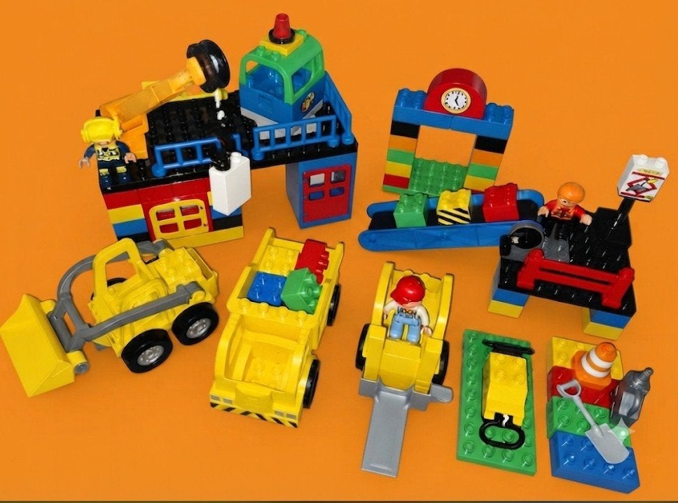 🍀 Duplo bouwplaats (niet de bakjes erachter), Inclusief minifiguren, Gebruikt, Overige thema's, Ophalen of Verzenden