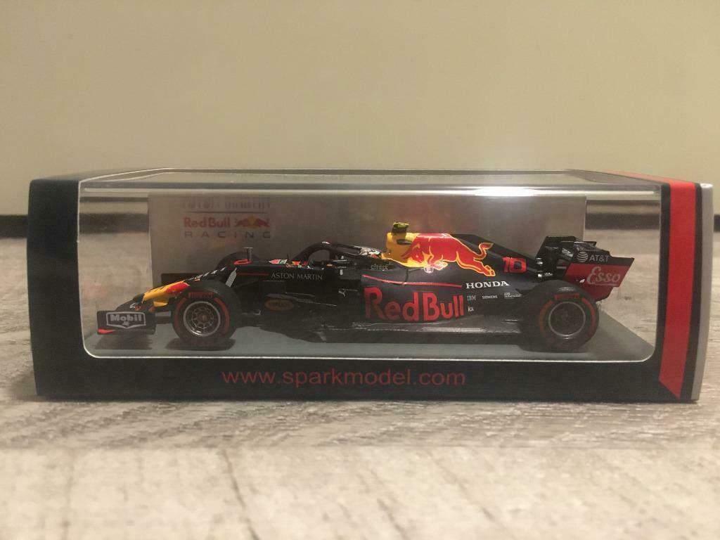 ✅ Pierre Gasly 2019 1:43 Chinese GP 2019 1000th F1 race RB15, Ophalen of Verzenden, Nieuw, Formule 1