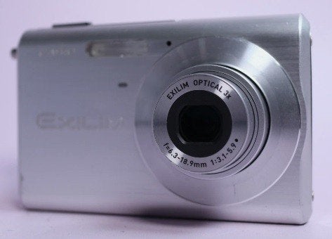 Digitale fotocamera Casio EX-Z600 compleet., Casio, Ingebouwde flitser, Ophalen of Verzenden, Zo goed als nieuw