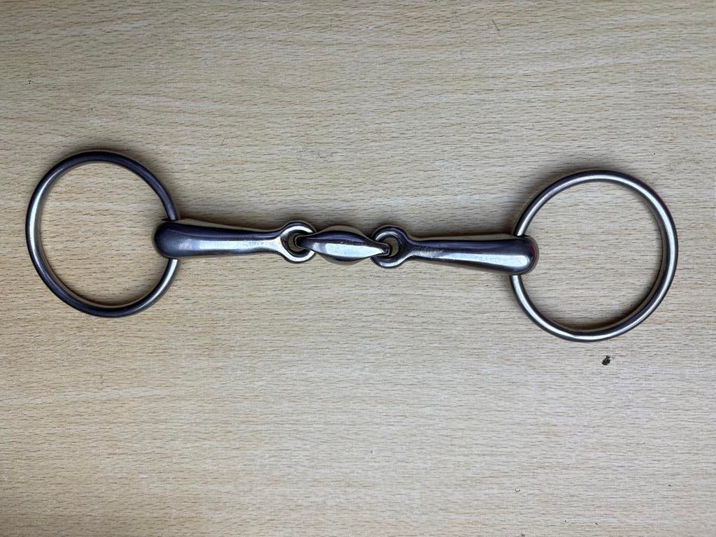 Paardenbit dubbelgebroken trens met losse ringen., Dieren en Toebehoren, Paarden en Pony's | Overige Paardenspullen, Ophalen of Verzenden