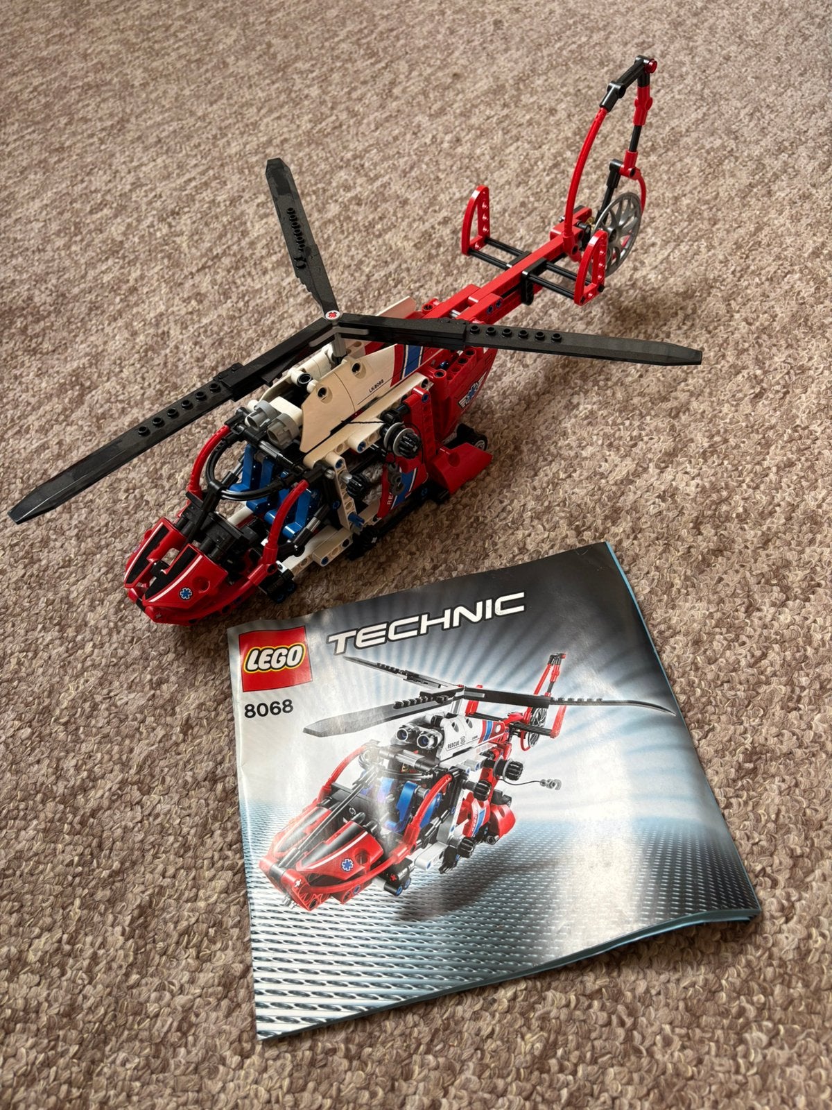 LEGO Technic Rescue Helicopter #8068, Ophalen of Verzenden, Zo goed als nieuw