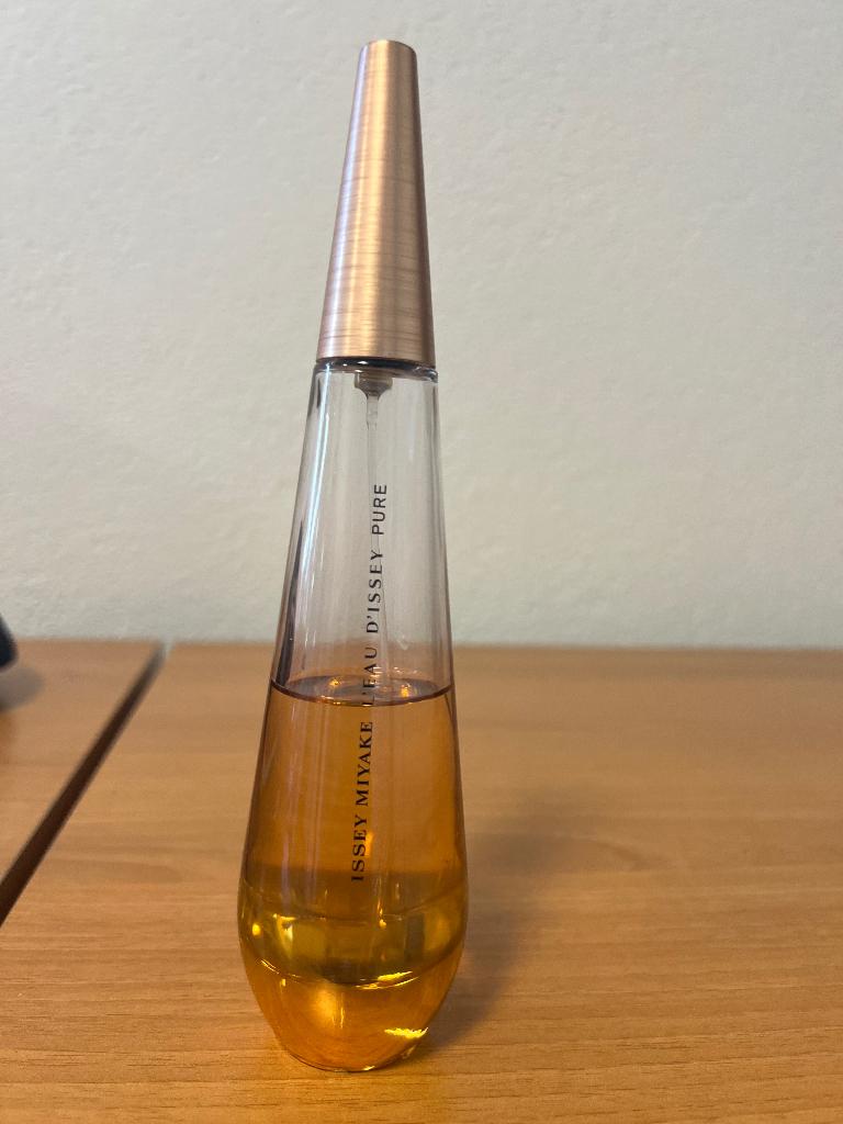 Issey Myake L’Eau d’Issey Pure nectar de parfum, Ophalen of Verzenden, Gebruikt