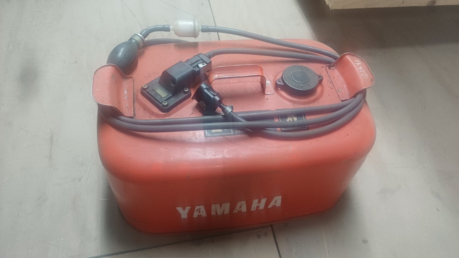 Stalen 25 liter Yamaha buitenboordmotor tank, ongeroest, Ophalen, Motor en Techniek