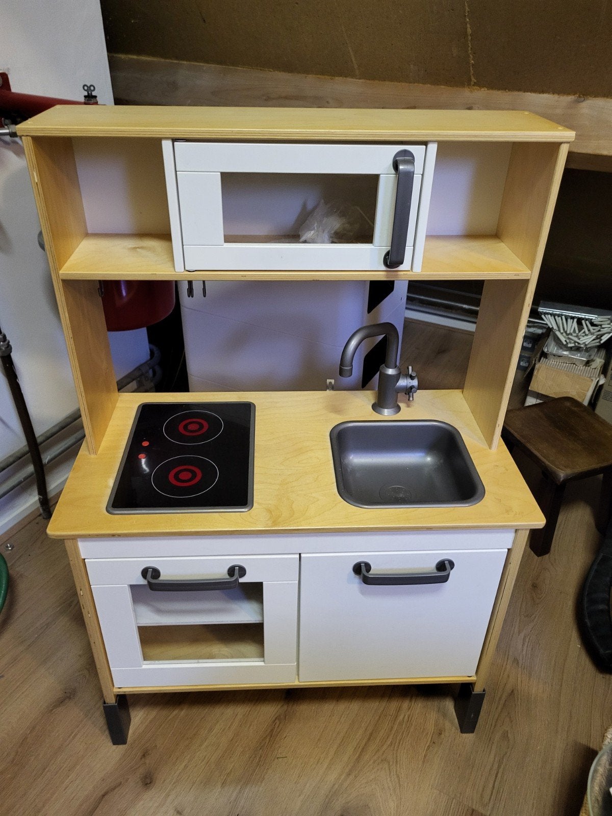 IKEA Duktig Speelkeuken met magnetron en kookplaat, Ophalen, Zo goed als nieuw, Hout, Speelkeuken