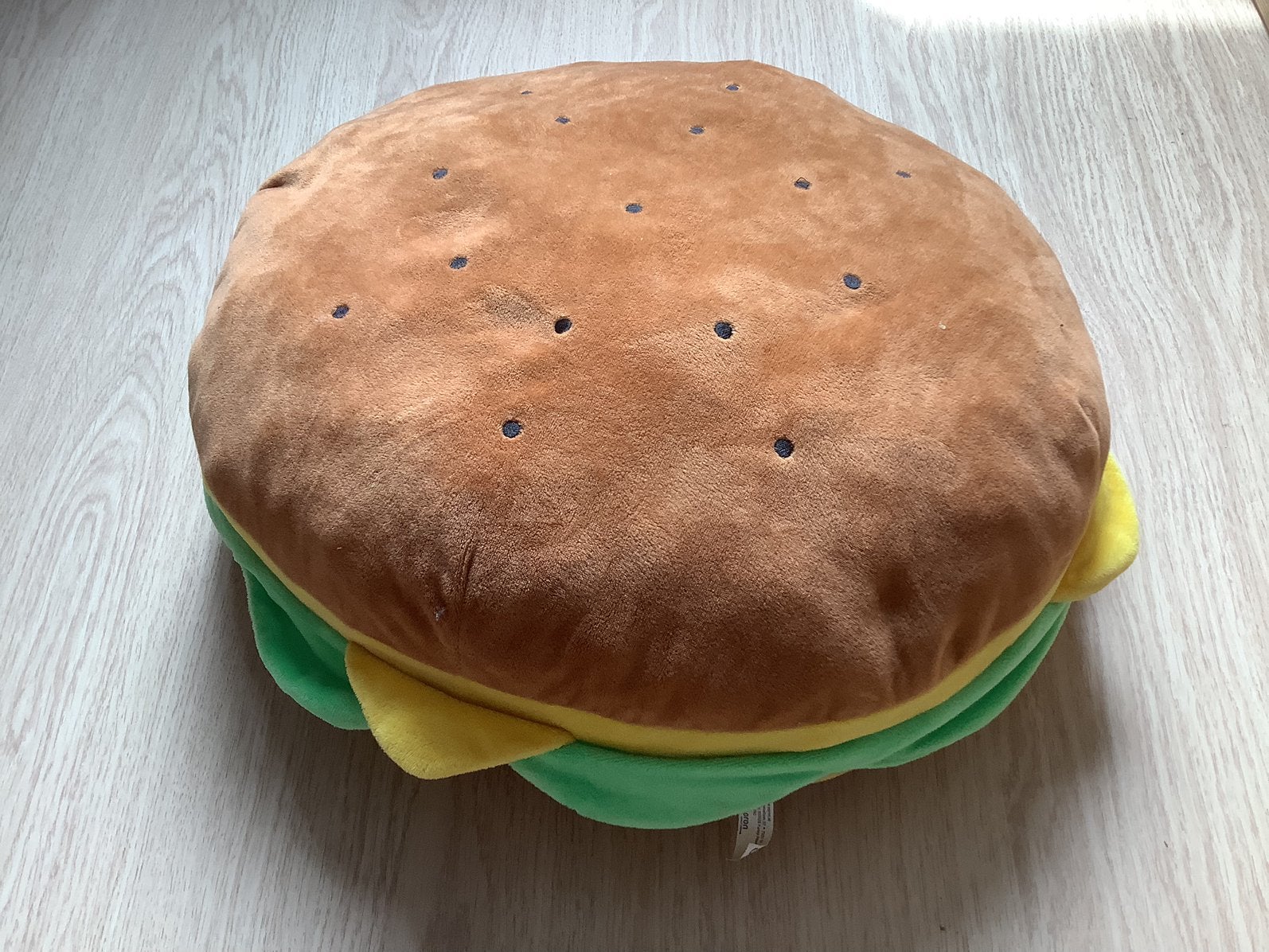 leuk kussen in de vorm van een hamburger, Ophalen of Verzenden, Zo goed als nieuw