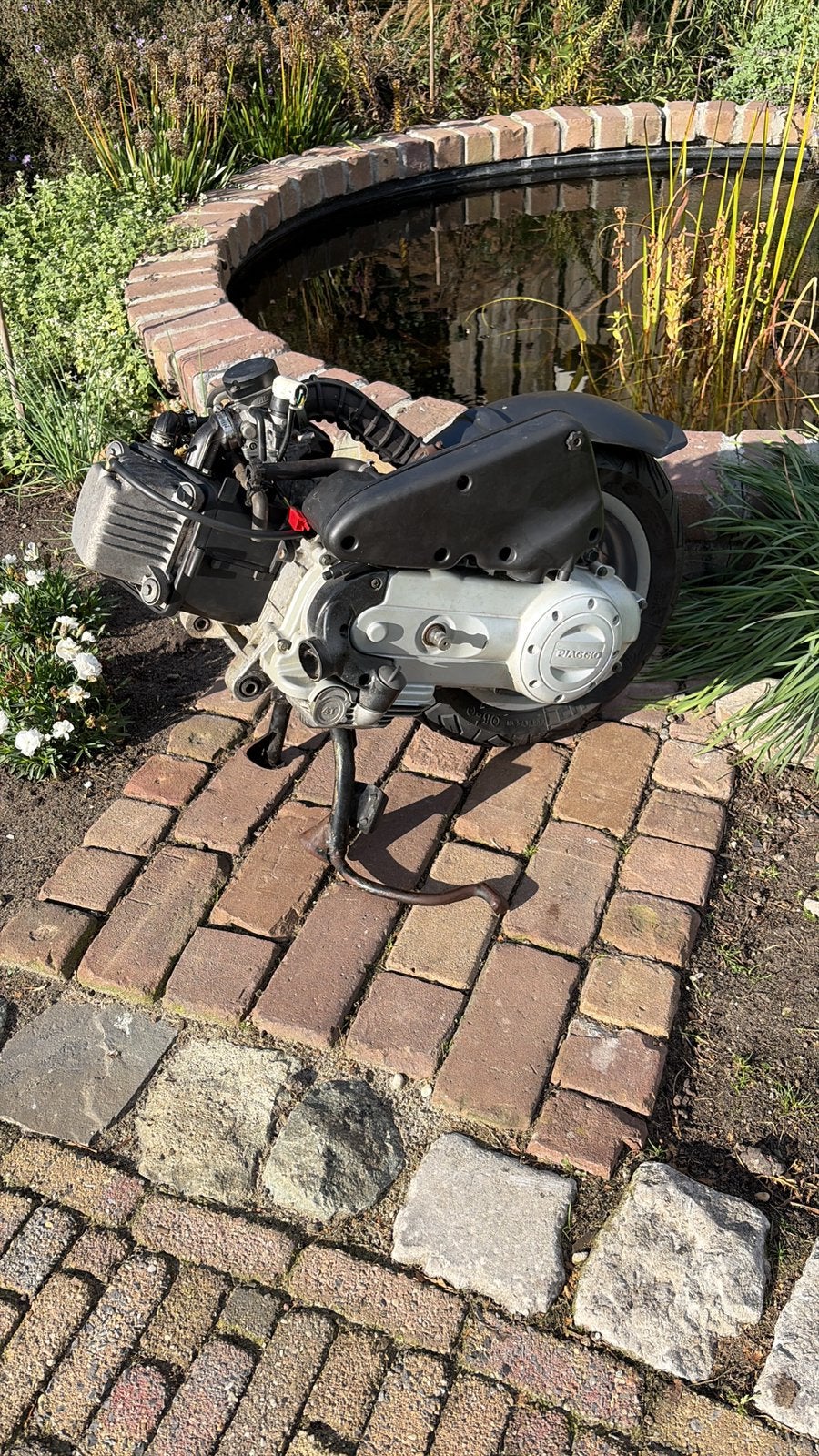 Piaggio 4t 2v motorblok + complete kabelboom, Ophalen, Zo goed als nieuw, Blok, Piaggio