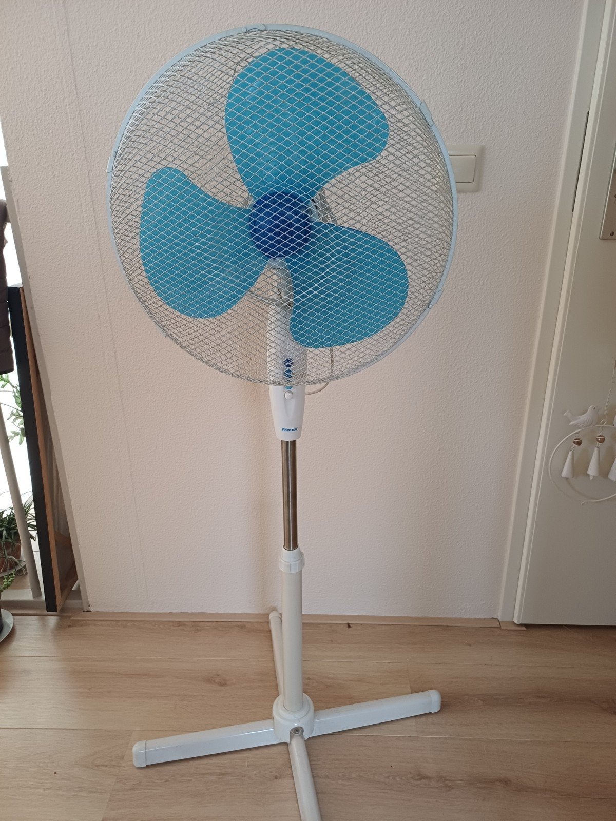 ventilator, Witgoed en Apparatuur, Ophalen, Zo goed als nieuw, Statiefventilator