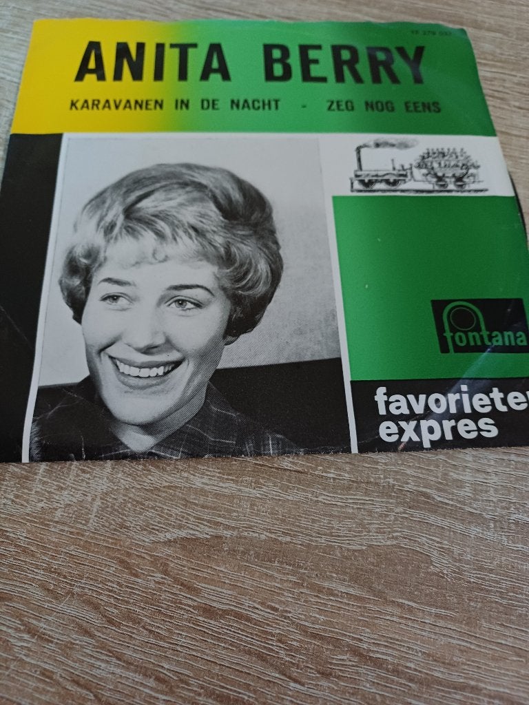 104 Single Anita Berry – Karavanen in de nacht, 7 inch, Ophalen of Verzenden, Zo goed als nieuw, Overige typen