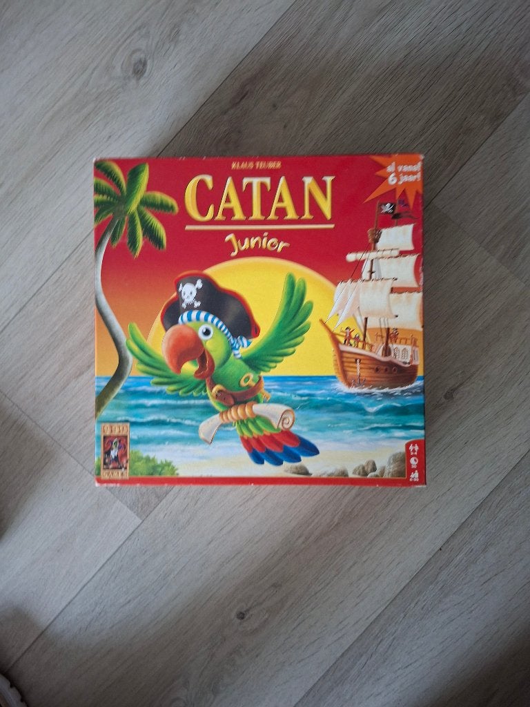 Speelgoed, Drie of vier spelers, Ophalen, Zo goed als nieuw, 999 Games